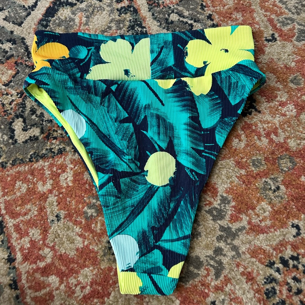 Aerie cheeky bottoms